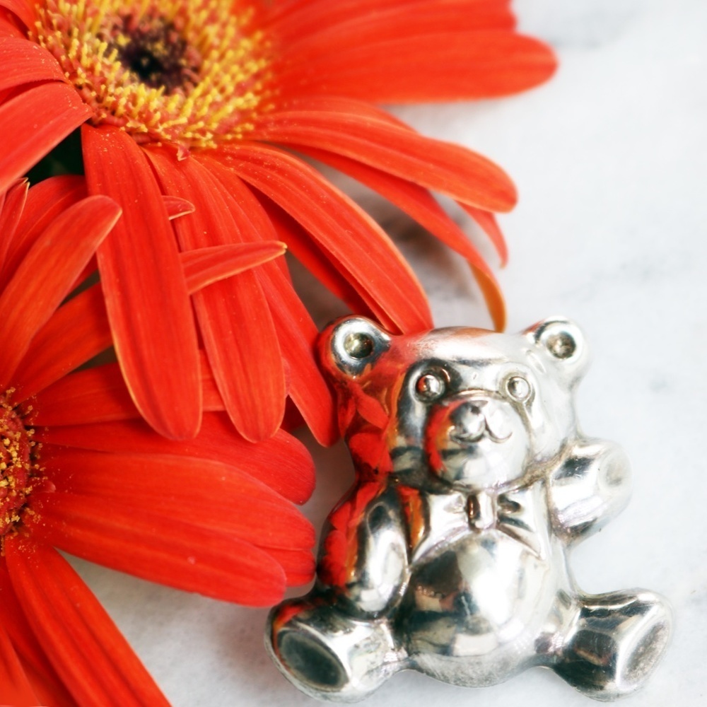 Vintage Sterling Silver Teddy Bear Brooch - Picture 13 of 15